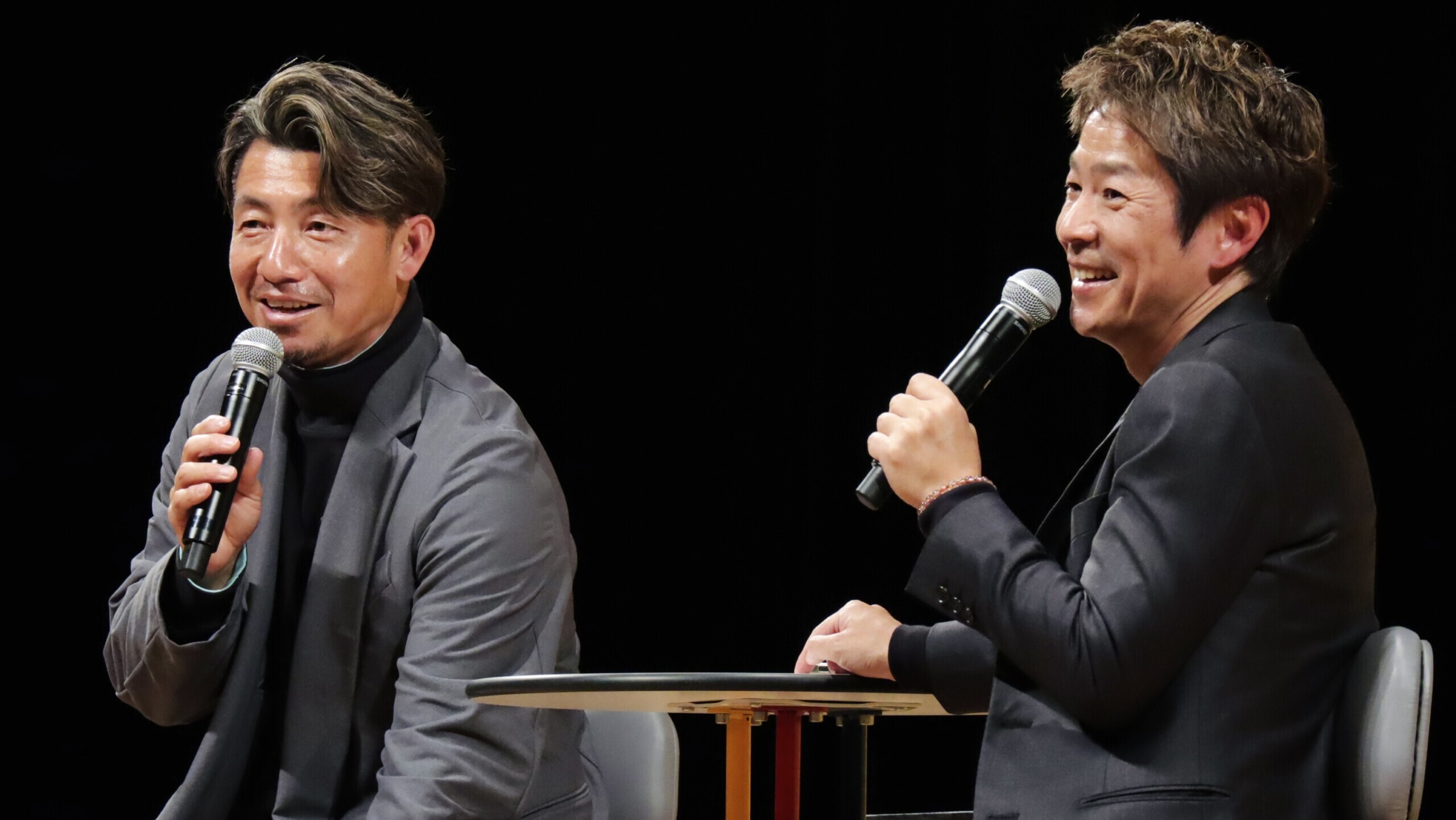 鳥谷敬と清水健が神戸朝日ホールで開催したトークライブの様子