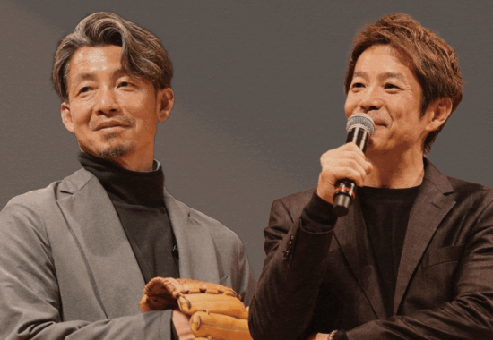 鳥谷敬と清水健が出演するトークライブのステージイメージ写真